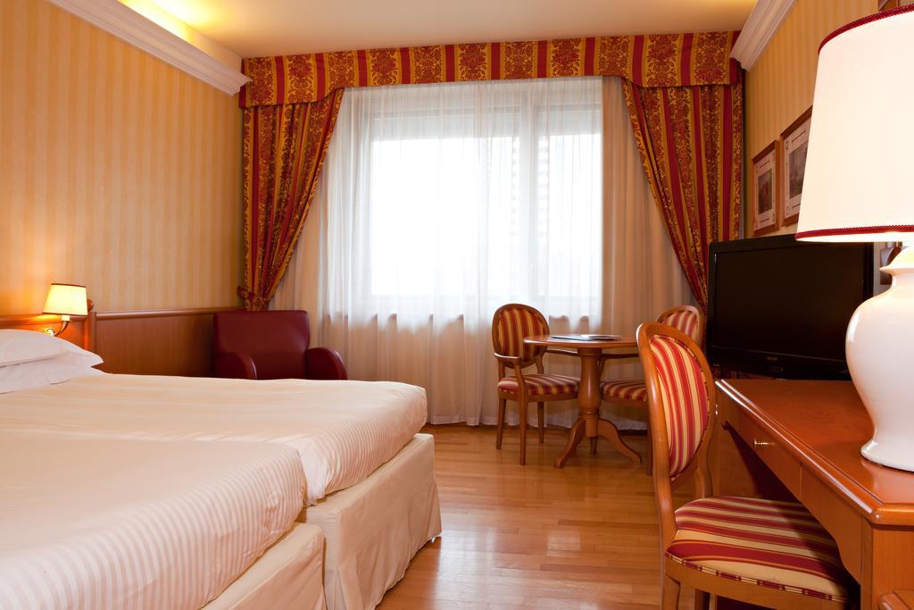 Atahotel Executive 밀라노 객실 사진