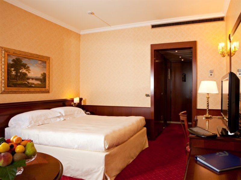Atahotel Executive 밀라노 외부 사진
